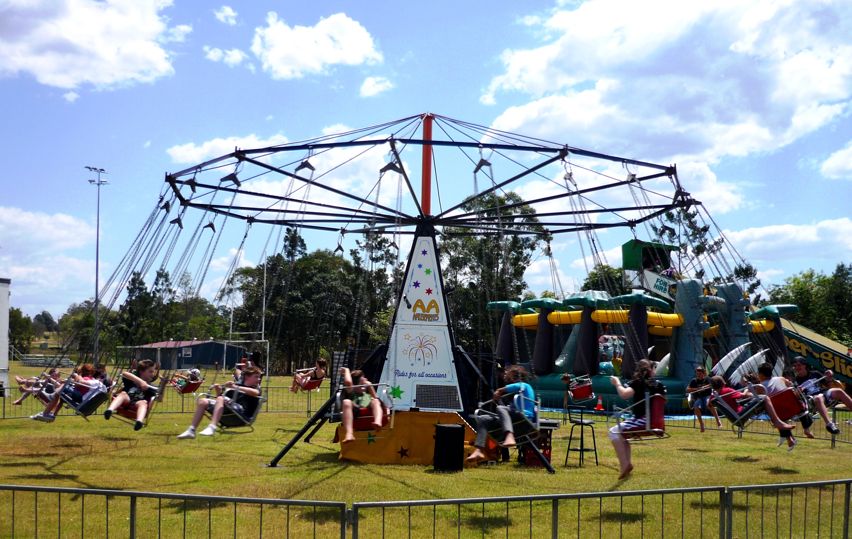 AA Amusement Rides - Ride Hire for fetes, festivals & parties